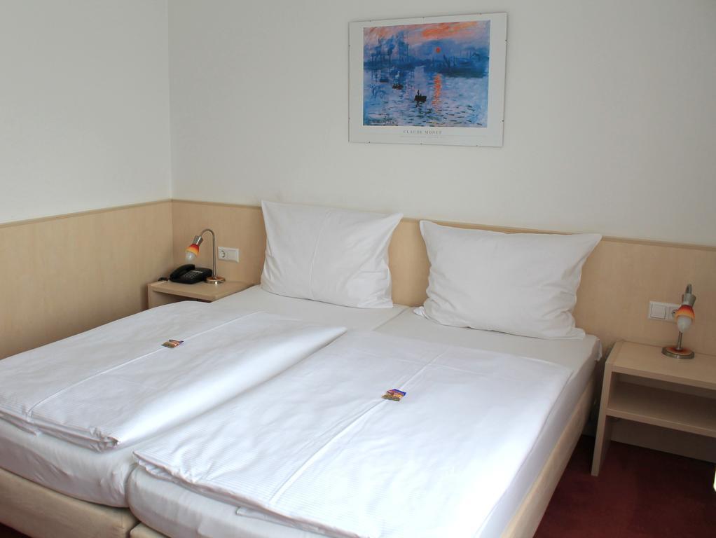 Hotel Am Bad Esslingen am Neckar Dış mekan fotoğraf