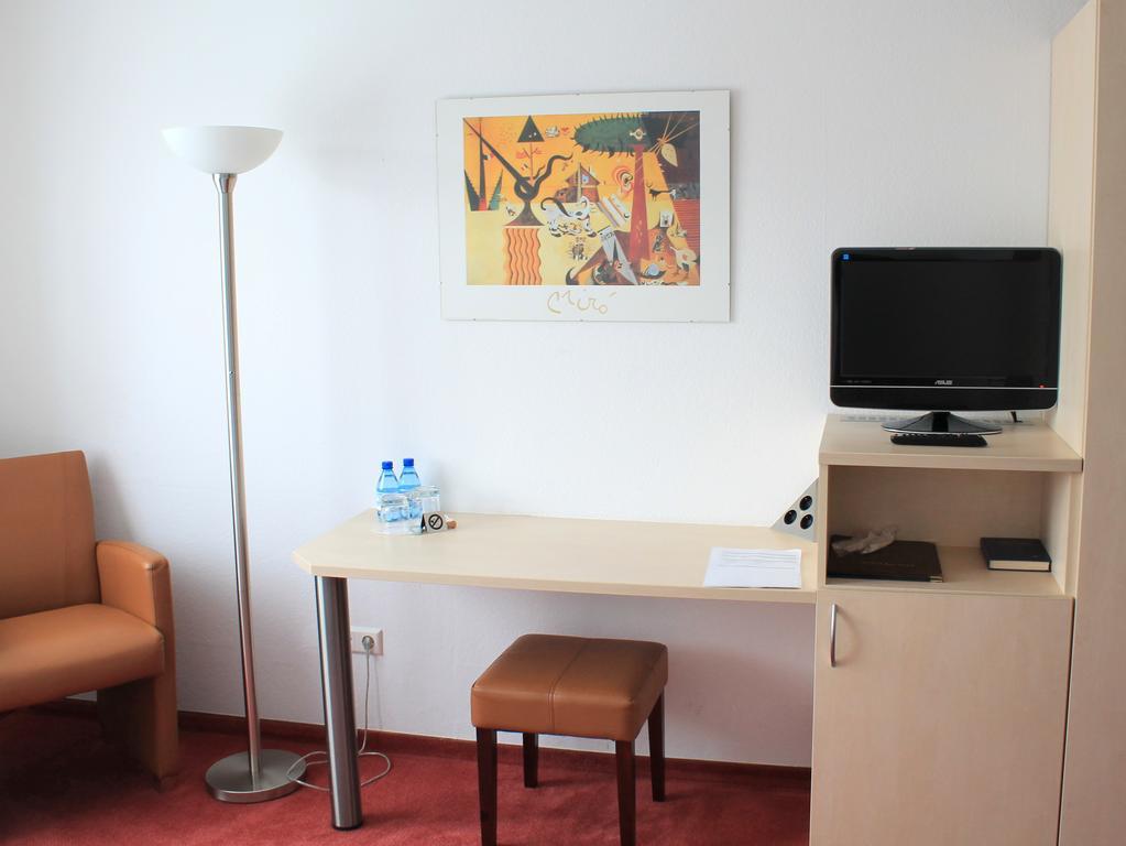 Hotel Am Bad Esslingen am Neckar Dış mekan fotoğraf